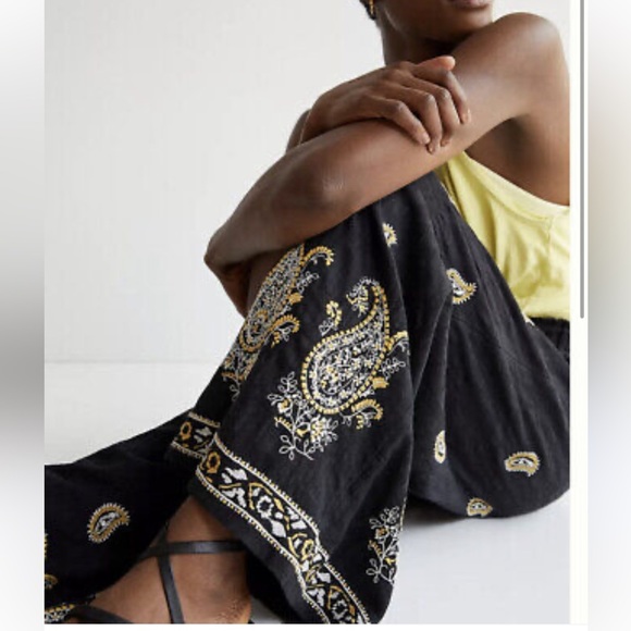 Anthropologie Women’s Black Boho Smocked Wide Leg Embroidered Pants Size Large - Picture 2 of 6